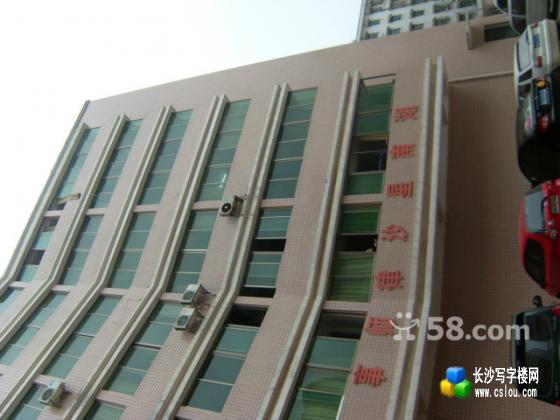 长沙县星沙律师楼7楼650方办公楼出租 