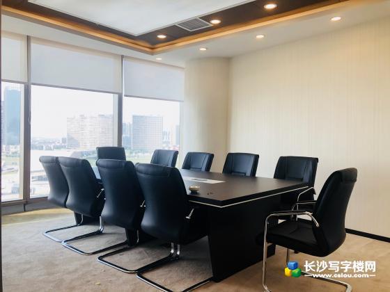 湘江中路保利国际广场473平精装带全套办公家具